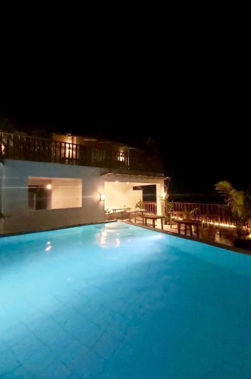 Hannah Hotel Balabag  Екстериор снимка